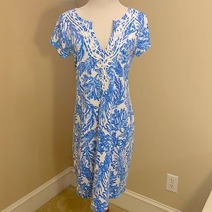 Lilly Pulitzer Brewster M NWOT Blue and white